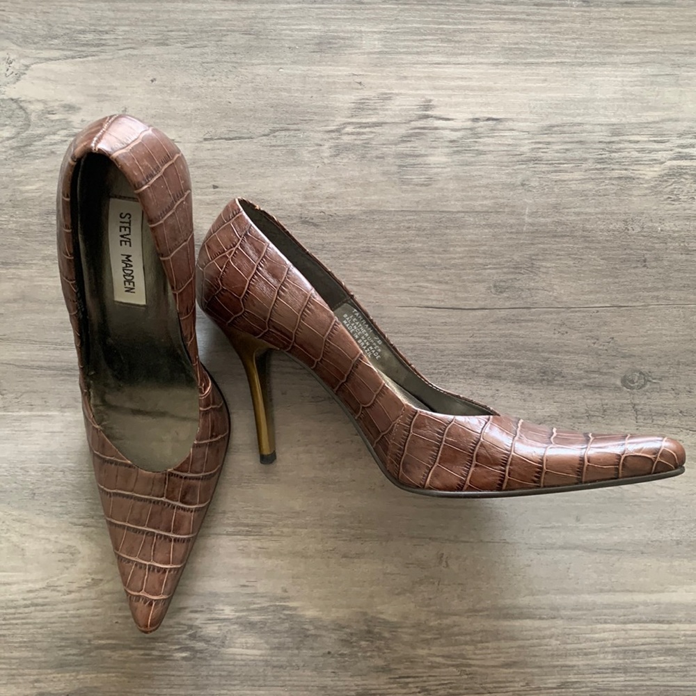 Women’s Steve Madden size 7